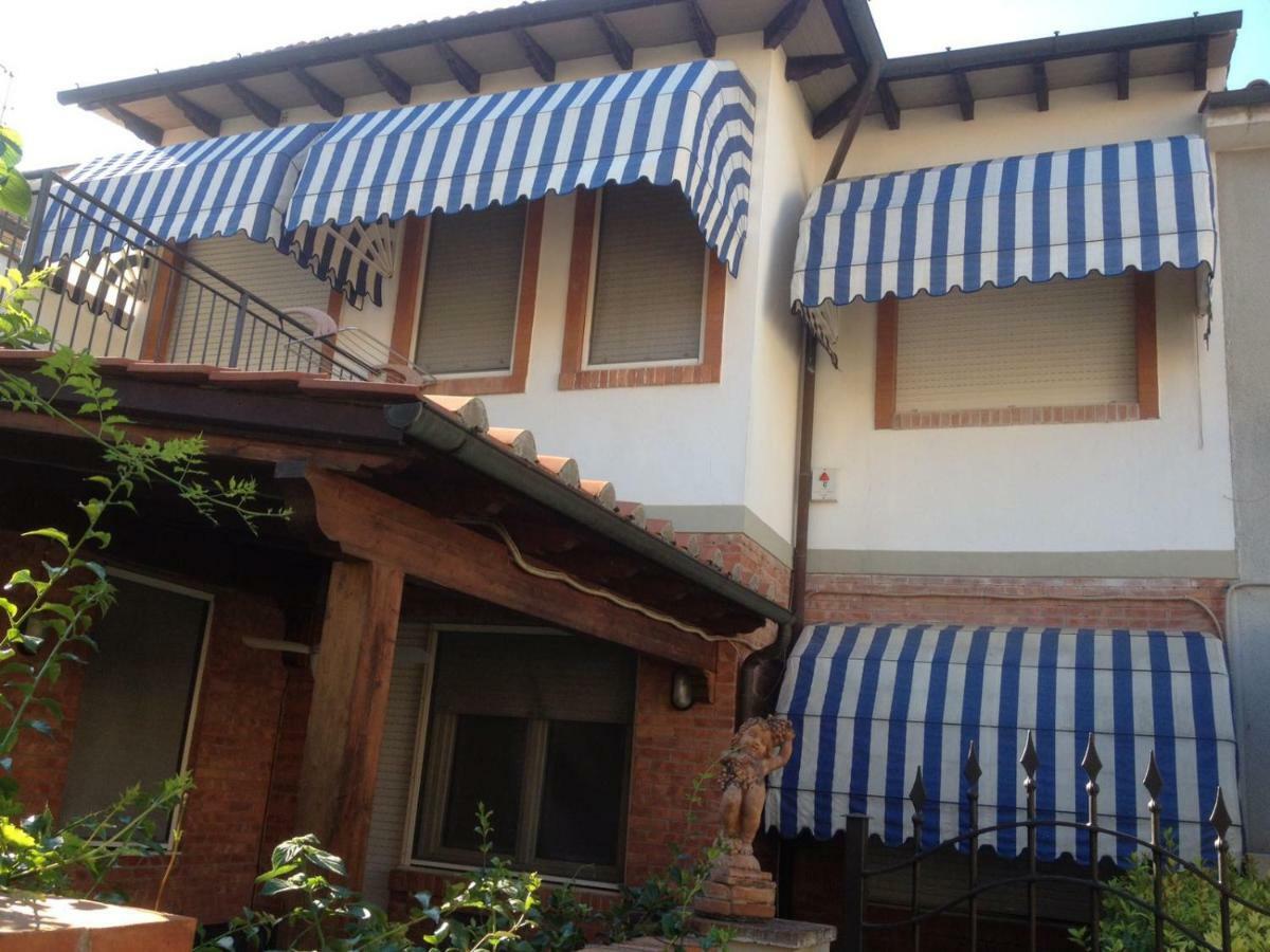 Casa Luciana Villa Viareggio Eksteriør billede